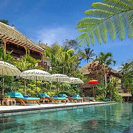 Villa Lembah Damai